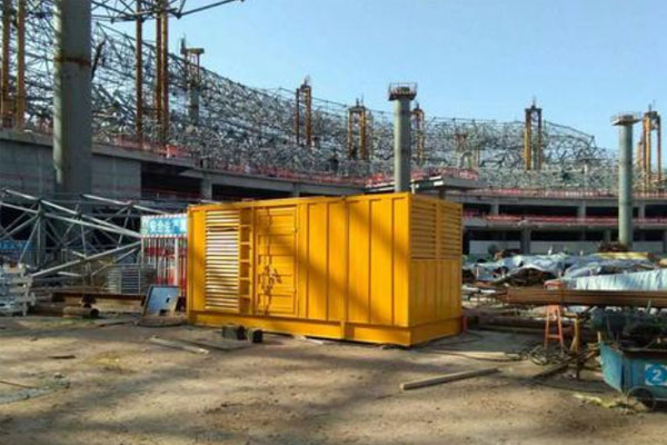 潘集发电机出租如何判断空气滤清器是否需要更换？