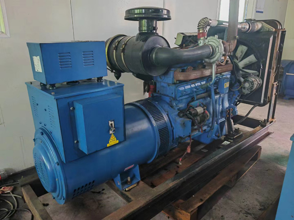 潘集100kW柴油发电机组使用多级机油有哪些优缺点？
